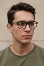 Load image into Gallery viewer, Beryl_05_Kn_-_Karavan_Eyeglasses_front_man