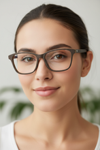 Load image into Gallery viewer, Helen_47_brown woman bakcground white