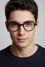 Charger l'image dans la galerie, Iris_01_Bb_-_Karavan_Eyeglasses_front_blue_round man