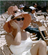 Lade das Bild in den Galerie-Viewer, Meribel Gg BBardot Blue Aged Acetate Sunglasses | Francois Pinton Bardot