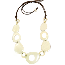 Load image into Gallery viewer, Vi Pebbles Ivory - Necklace Eyewear holder in USA - cavaaller-Itwillbefine