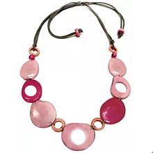 Load image into Gallery viewer, Vi Pebbles pink - Necklace Eyewear holder in USA - cavaaller-Itwillbefine