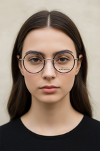 Load image into Gallery viewer, Agate 01 Iv - Karavan Eyeglasses front woman
