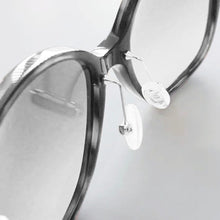Lade das Bild in den Galerie-Viewer, Allure 01 Ib Grey Crystal Round Eyeglasses | Francois Pinton Asian Fit
