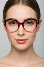 Load image into Gallery viewer, Aventurine_04_Rp_-_Karavan_Eyeglasses_front woman
