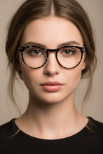 Load image into Gallery viewer, Cristal_1_Mb_-_Karavan_Eyeglasses_front woman2
