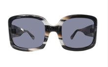 Charger l'image dans la galerie, Kelly Ne Grey Horn Aged Acetate Sunglasses | Francois Pinton Front

