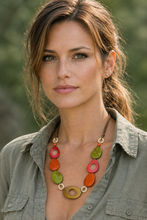 Lade das Bild in den Galerie-Viewer, Pebbles C210 | Eyeglass Holder Necklace | Melon Tagua Woman

