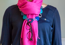 Load image into Gallery viewer, Vi Pebbles navy mix - Necklace Eyeglasses holder in USA - cavaaller-Itwillbefine

